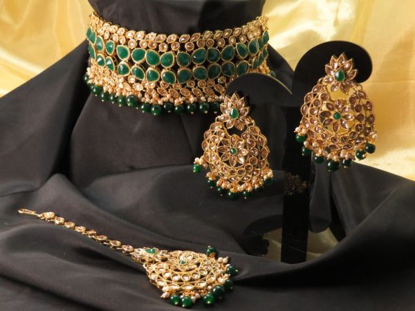 Indian Mendi/party kundan necklace set with Earrings & tikka